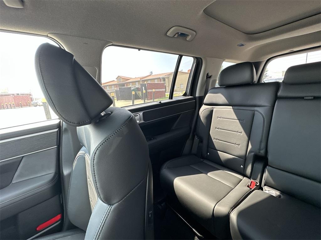 new 2026 Hyundai SANTA FE HEV car