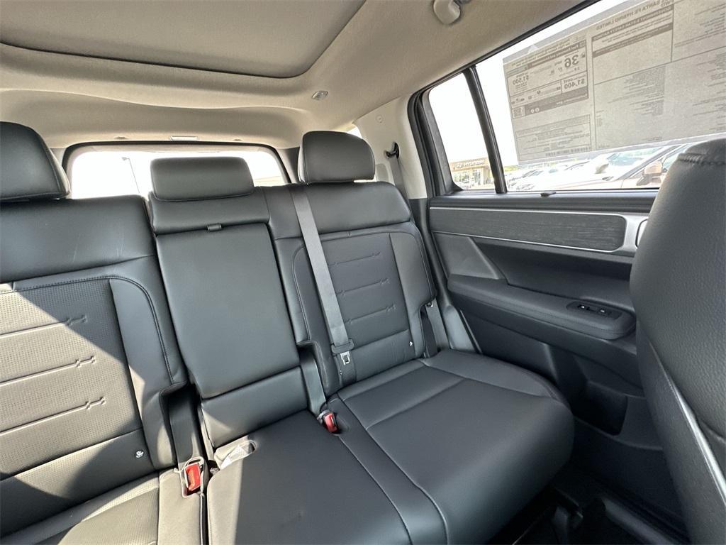 new 2026 Hyundai SANTA FE HEV car