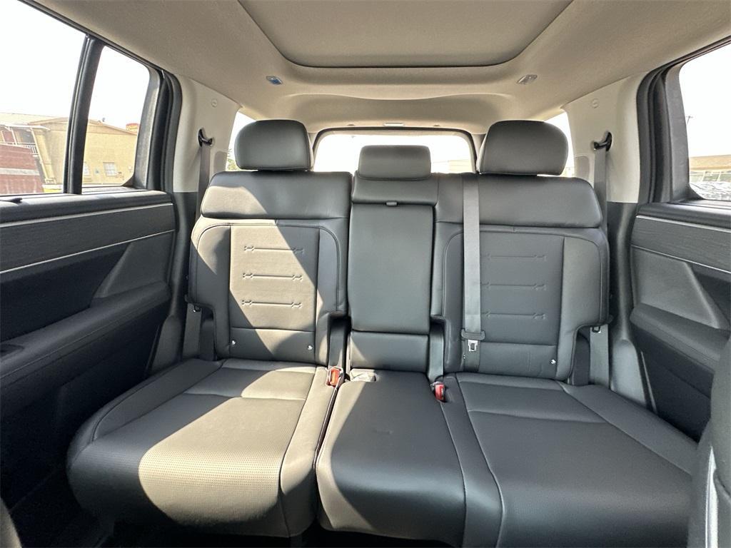 new 2026 Hyundai SANTA FE HEV car