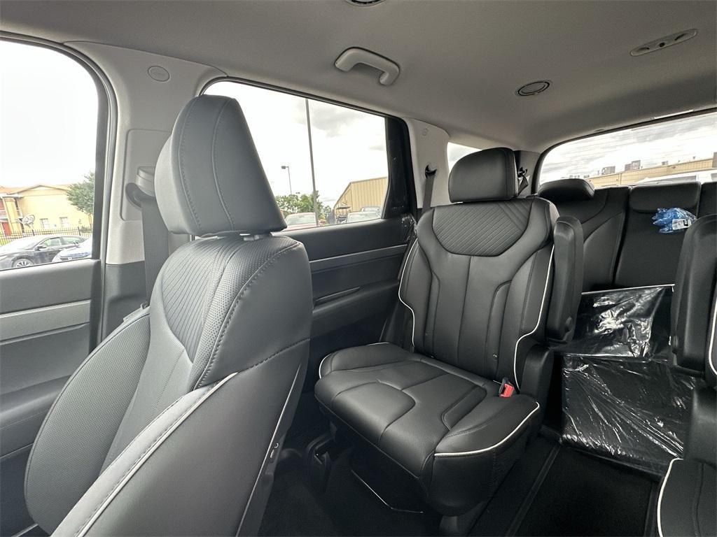 new 2025 Hyundai Palisade car, priced at $40,569