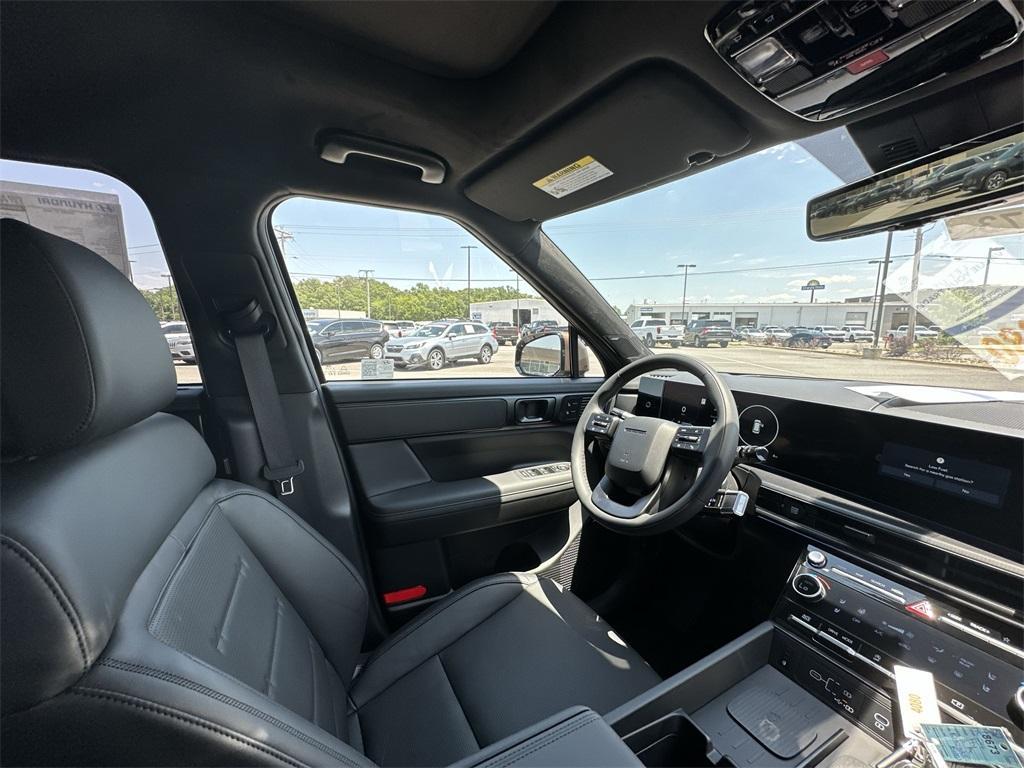 used 2024 Hyundai Santa Fe car, priced at $37,325