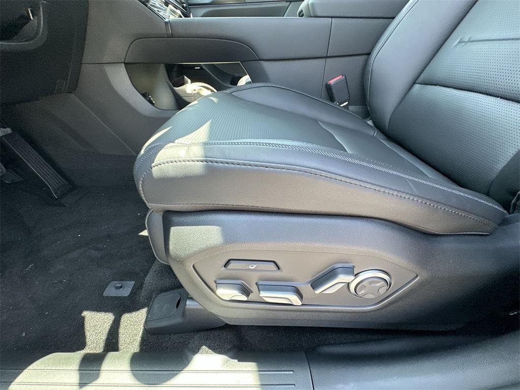 used 2024 Hyundai Santa Fe car, priced at $37,325