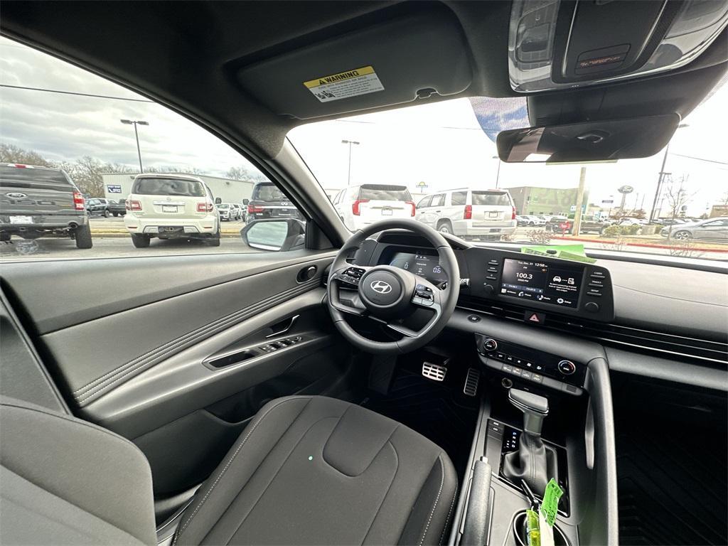 new 2025 Hyundai Elantra car, priced at $24,635