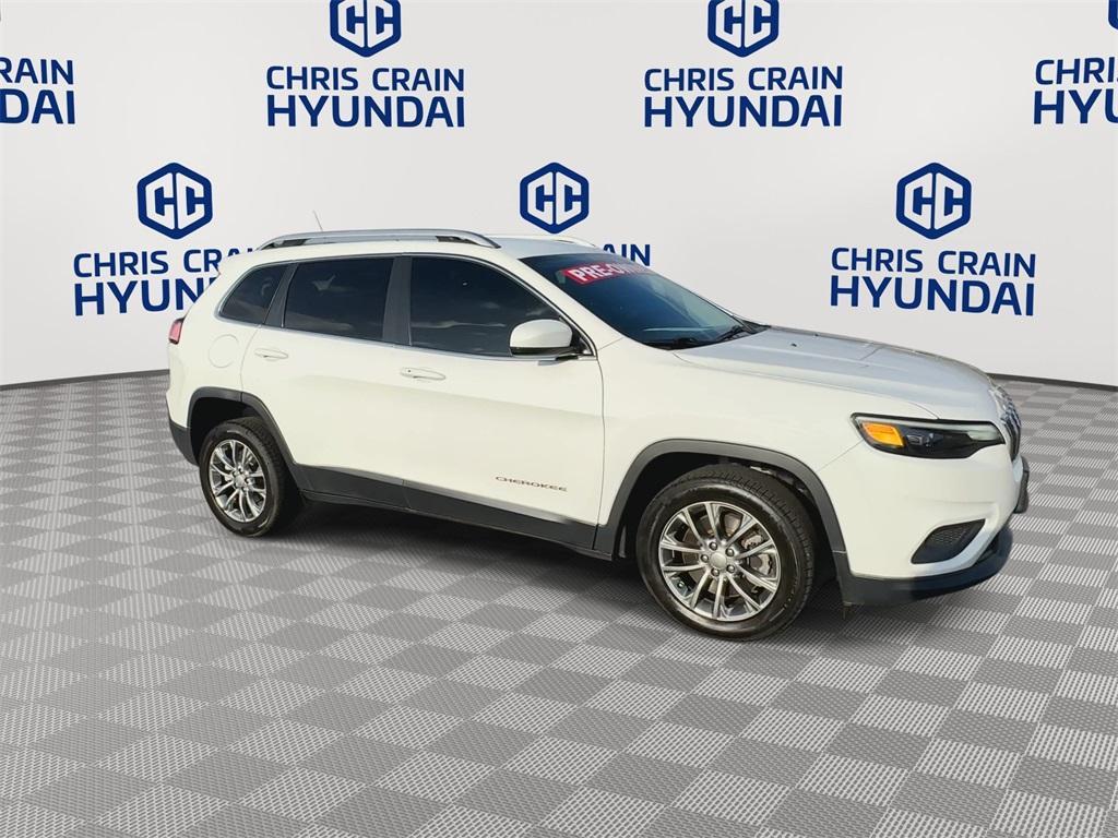 used 2020 Jeep Cherokee car, priced at $16,472