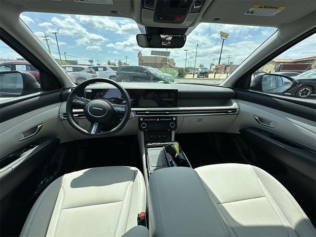 new 2025 Hyundai TUCSON Hybrid car, priced at $34,845