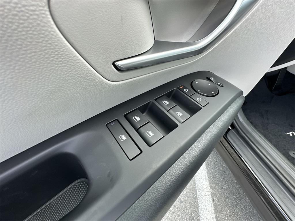 new 2025 Hyundai TUCSON Hybrid car, priced at $34,845