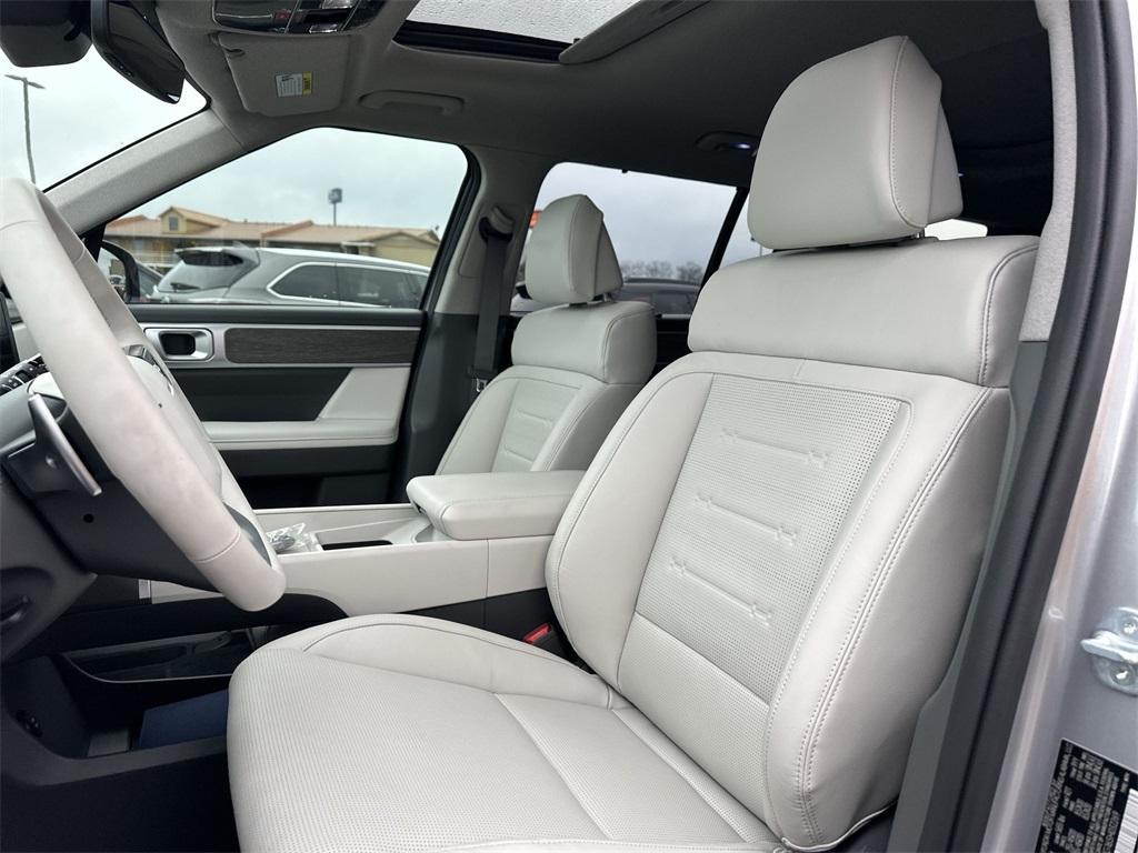 new 2025 Hyundai SANTA FE HEV car, priced at $43,615