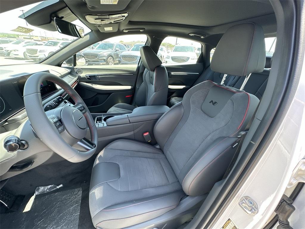 new 2025 Hyundai Sonata car, priced at $35,335