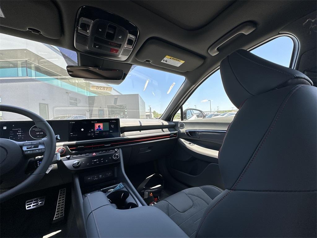 new 2025 Hyundai Sonata car, priced at $35,335