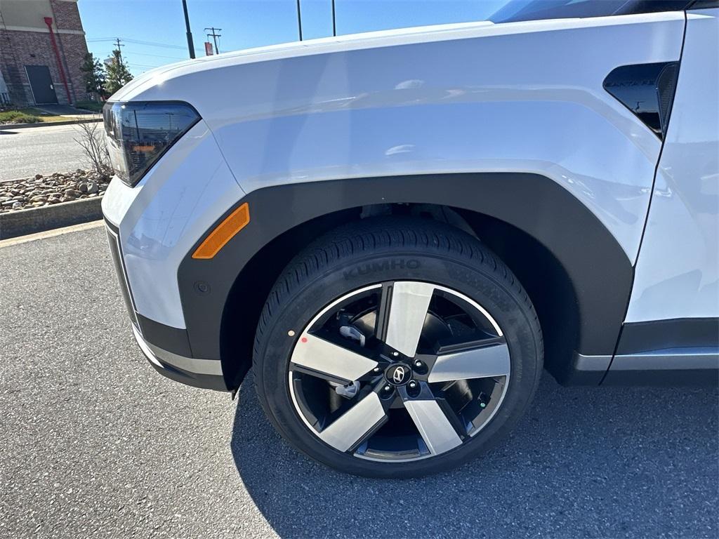 new 2025 Hyundai Santa Fe car, priced at $45,615