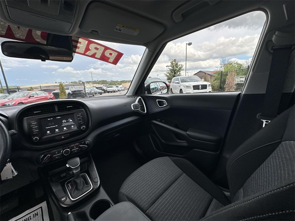 used 2021 Kia Soul car, priced at $15,564
