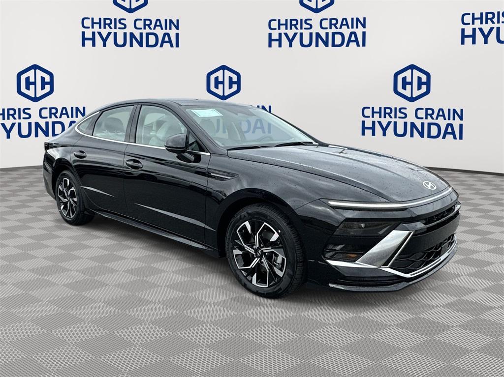 new 2025 Hyundai Sonata car, priced at $27,880