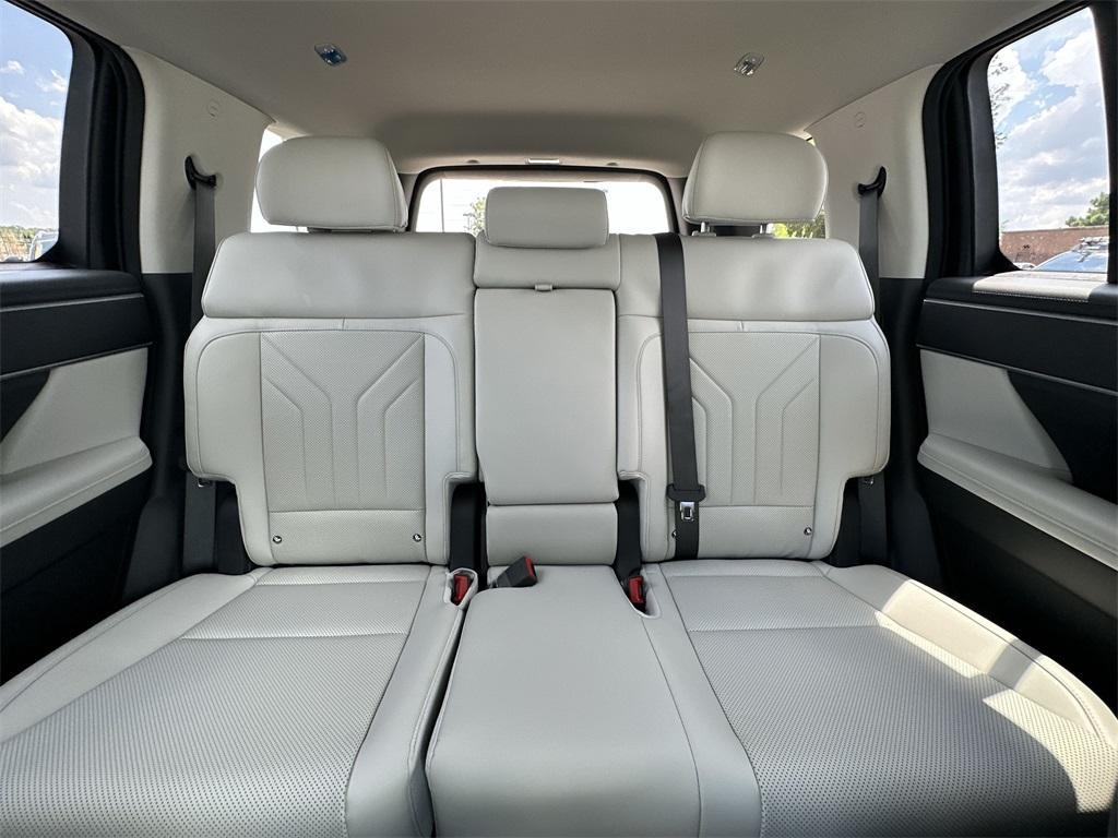 new 2026 Hyundai SANTA FE HEV car