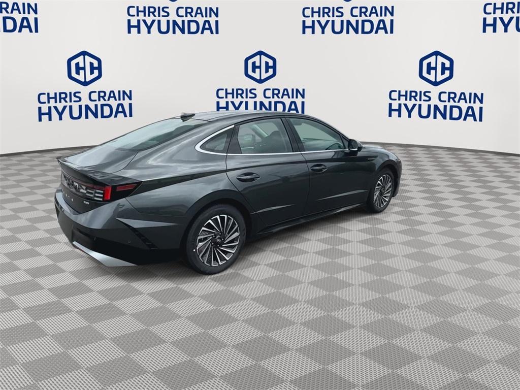 new 2025 Hyundai Sonata Hybrid car, priced at $37,475