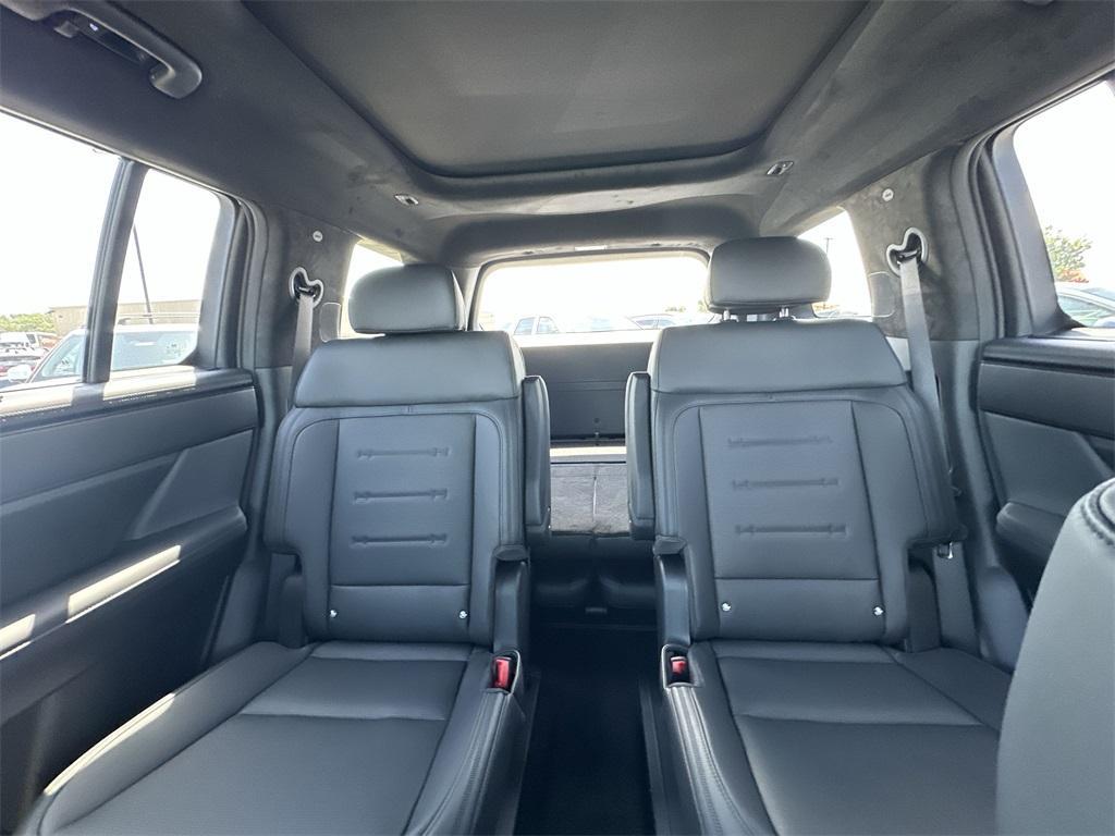 new 2025 Hyundai Santa Fe car, priced at $46,125