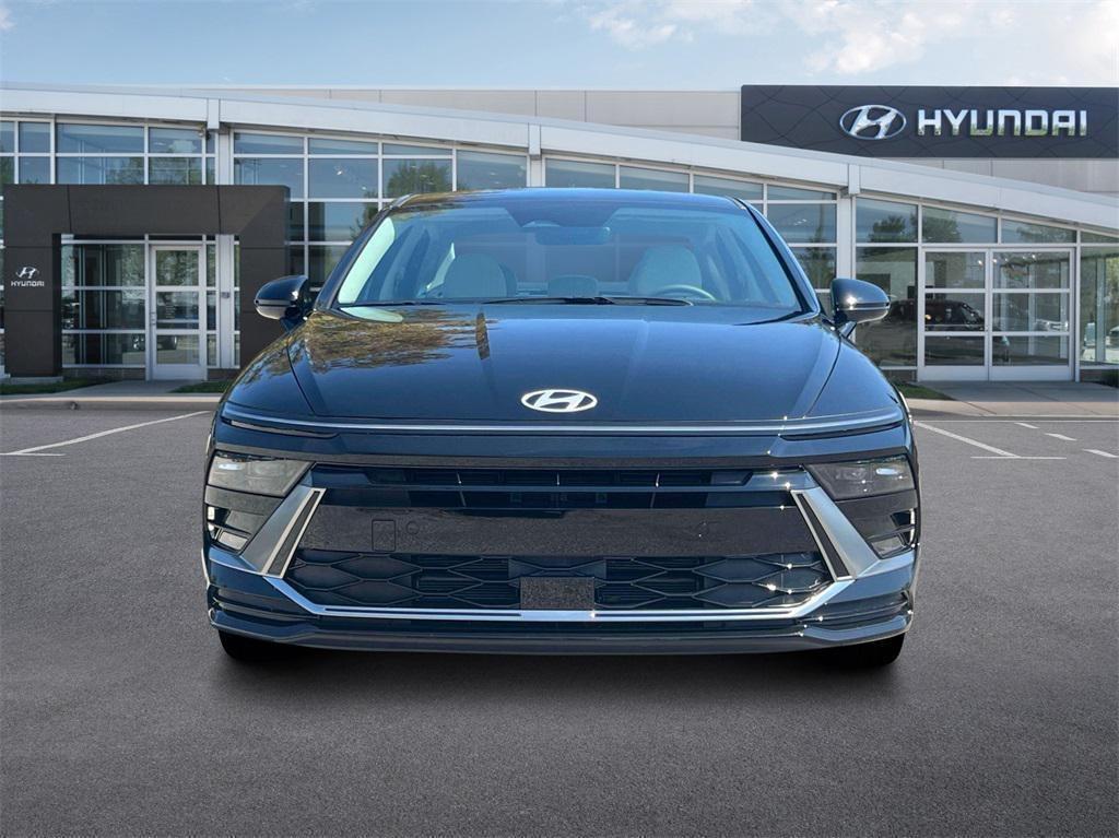 new 2025 Hyundai Sonata Hybrid car, priced at $32,310