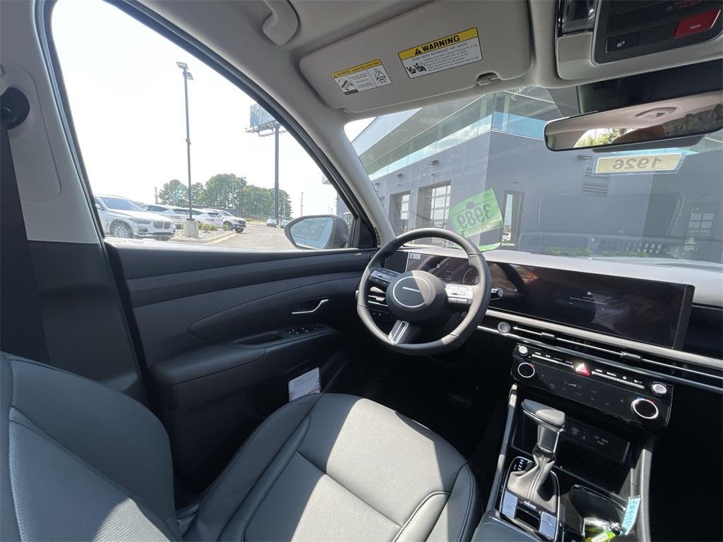 new 2025 Hyundai Tucson car, priced at $33,565