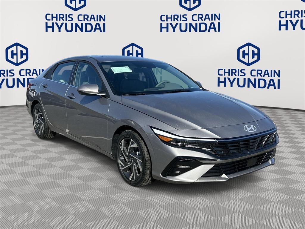 new 2025 Hyundai Elantra car, priced at $24,980