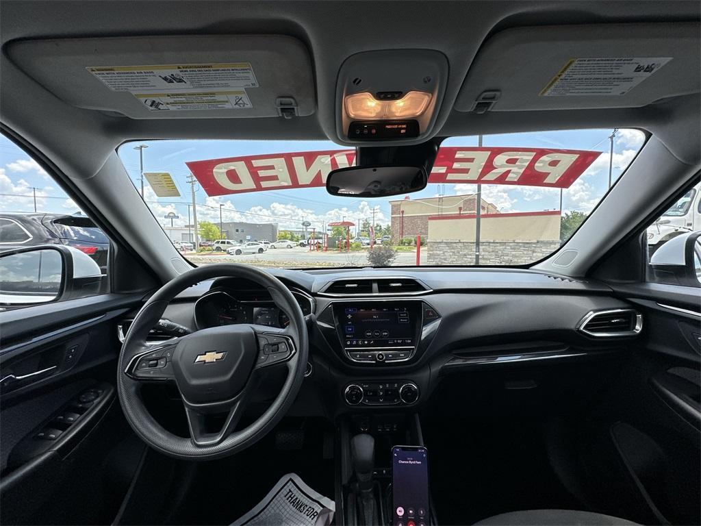 used 2023 Chevrolet TrailBlazer car, priced at $21,486