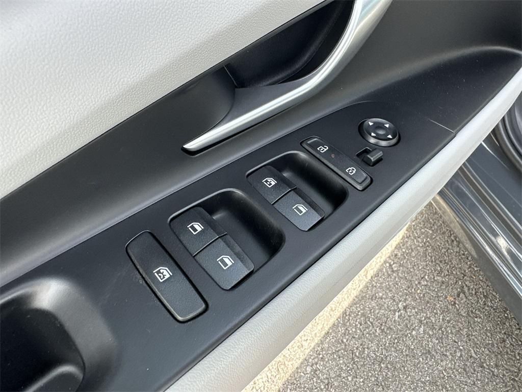 new 2025 Hyundai Elantra car, priced at $26,810