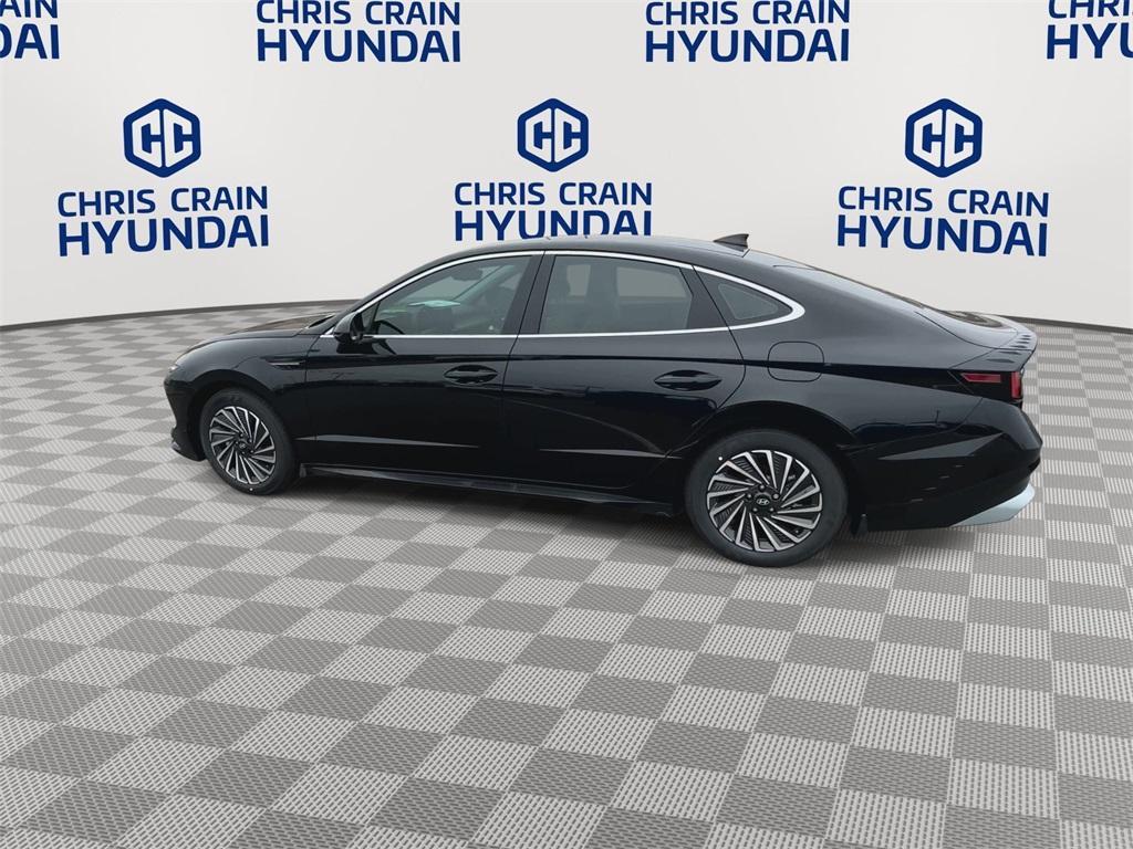 new 2025 Hyundai Sonata Hybrid car, priced at $30,810