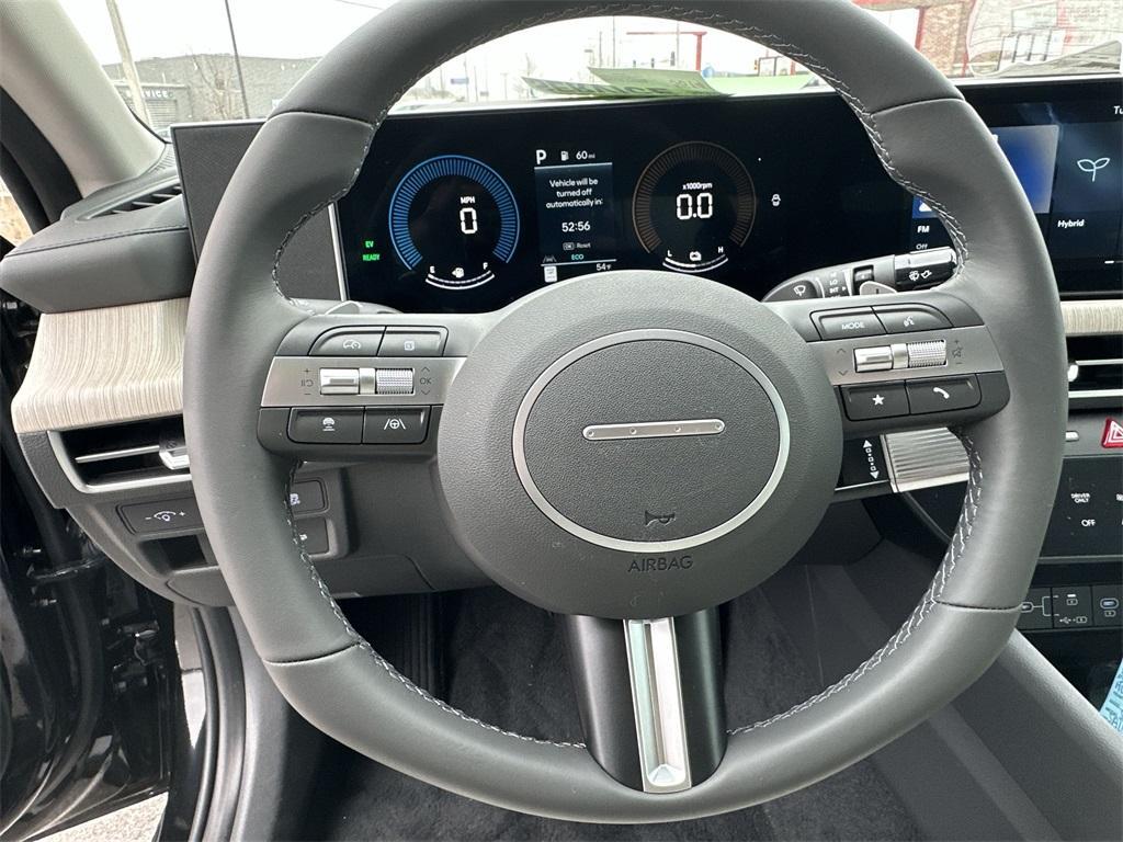 new 2025 Hyundai Sonata Hybrid car, priced at $30,810