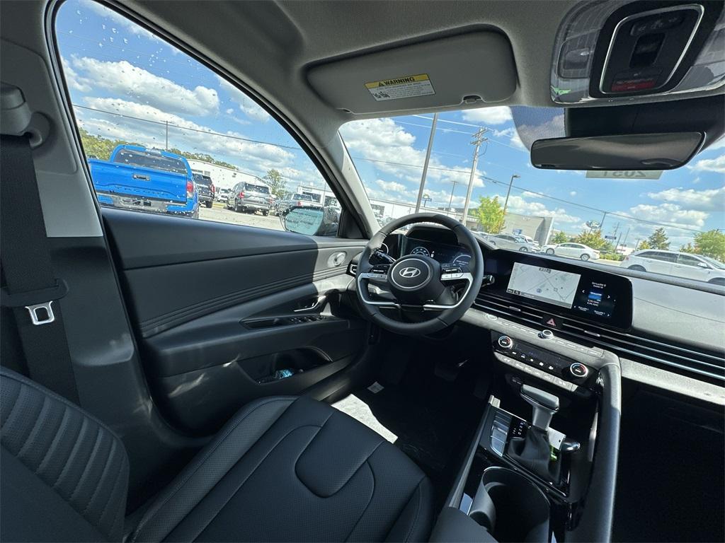new 2025 Hyundai ELANTRA HEV car, priced at $28,905