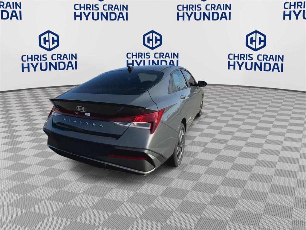 new 2025 Hyundai Elantra car, priced at $24,185