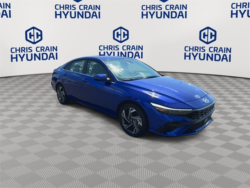 new 2025 Hyundai ELANTRA HEV car, priced at $27,655