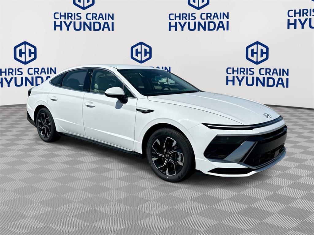 new 2025 Hyundai Sonata car, priced at $27,995