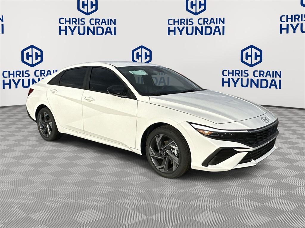 new 2025 Hyundai Elantra car, priced at $24,635