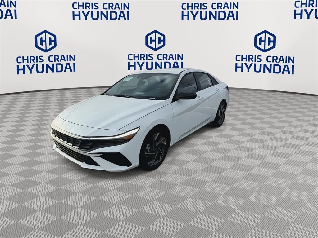 new 2025 Hyundai Elantra car, priced at $24,635