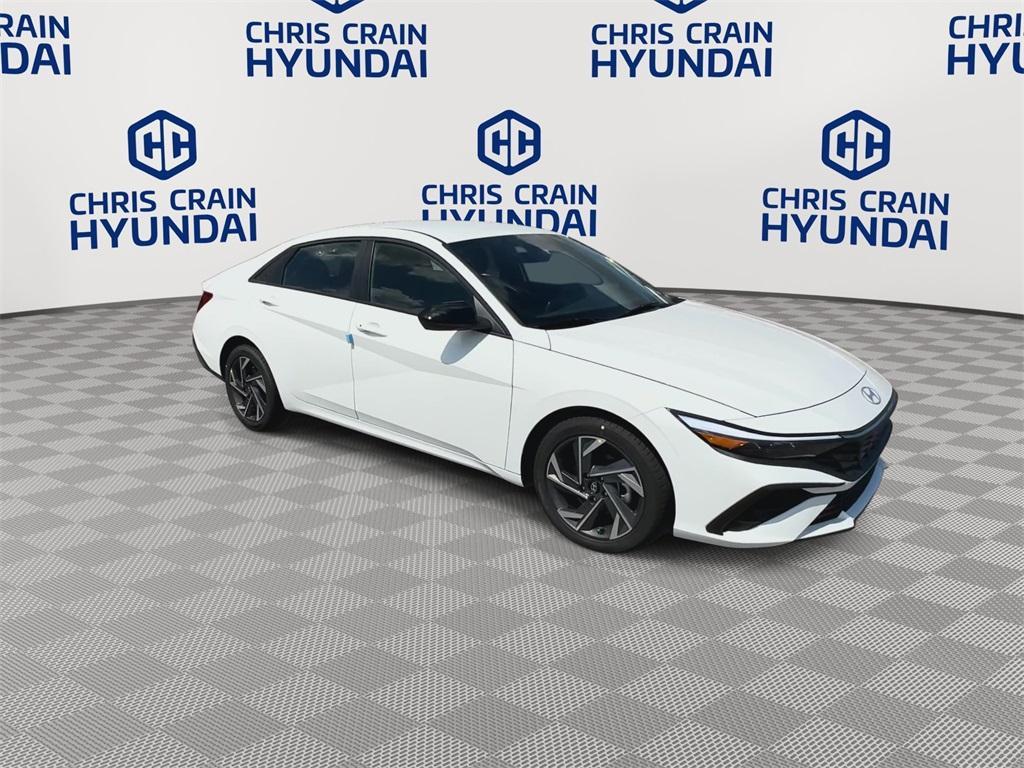 new 2025 Hyundai Elantra car, priced at $23,805