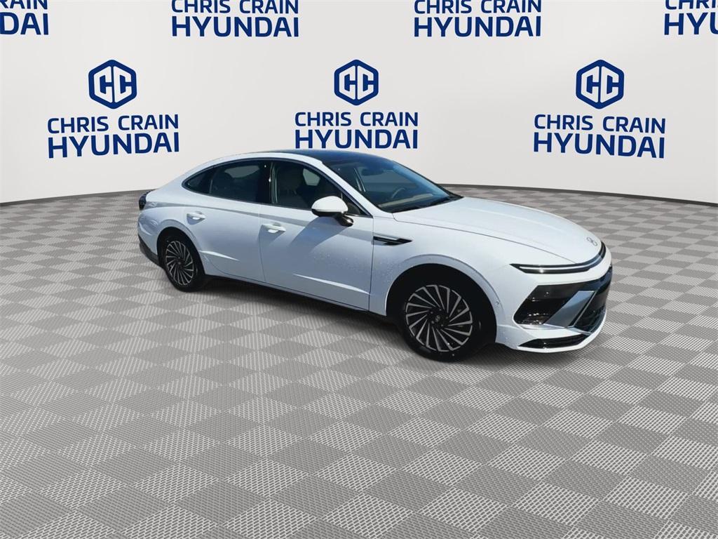 new 2024 Hyundai Sonata Hybrid car, priced at $38,360