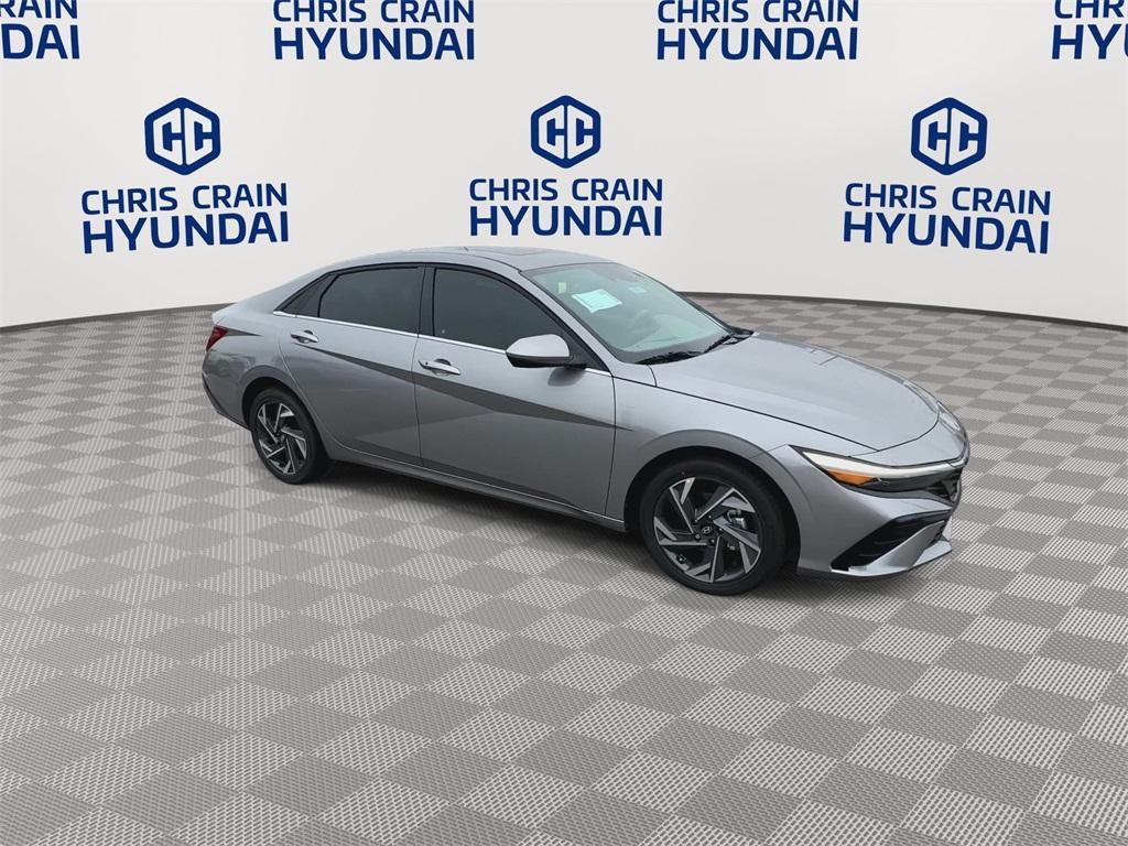 new 2025 Hyundai Elantra car, priced at $25,010