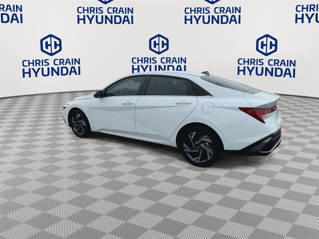 new 2025 Hyundai Elantra car, priced at $25,985