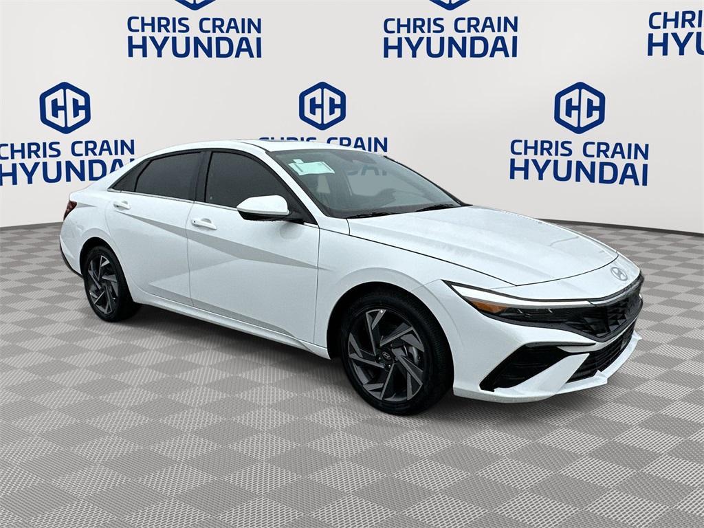 new 2025 Hyundai Elantra car, priced at $25,985
