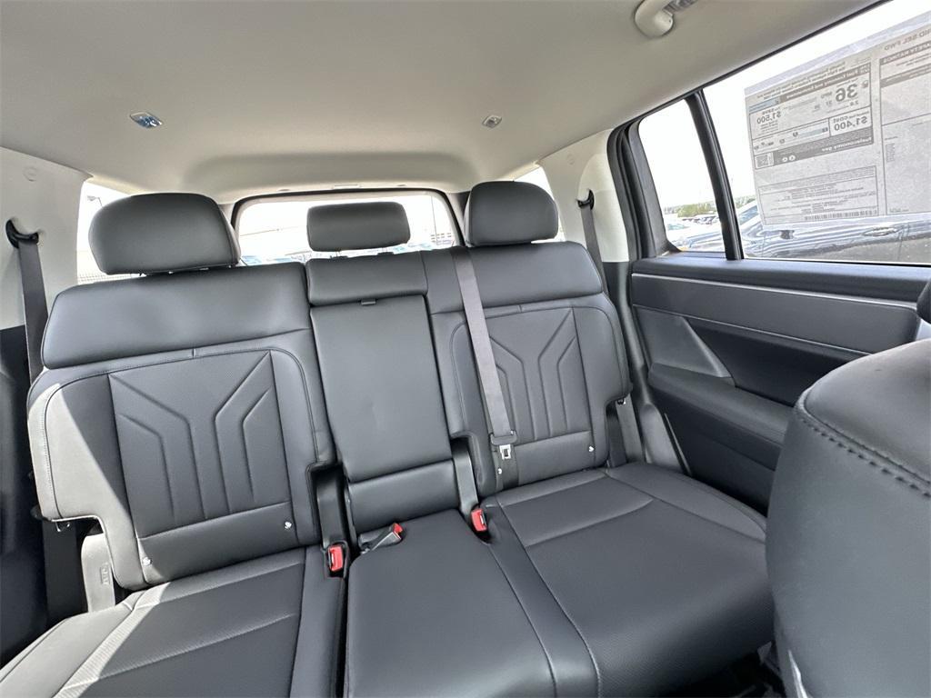 new 2026 Hyundai SANTA FE HEV car