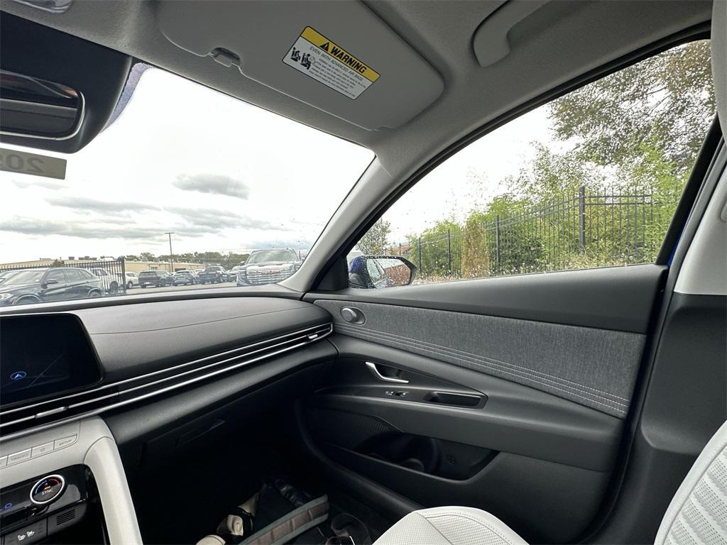 new 2025 Hyundai ELANTRA HEV car, priced at $27,655
