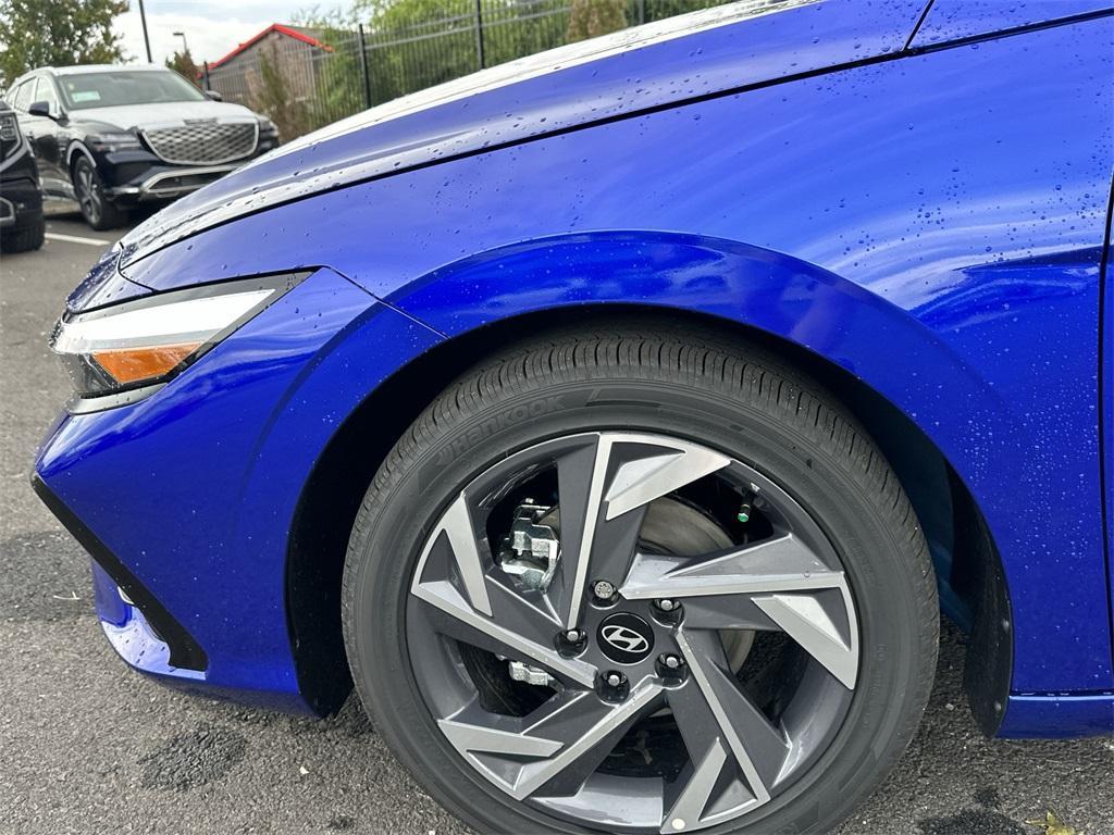 new 2025 Hyundai ELANTRA HEV car, priced at $27,655