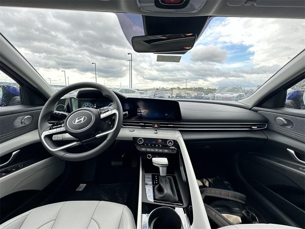 new 2025 Hyundai ELANTRA HEV car, priced at $27,655