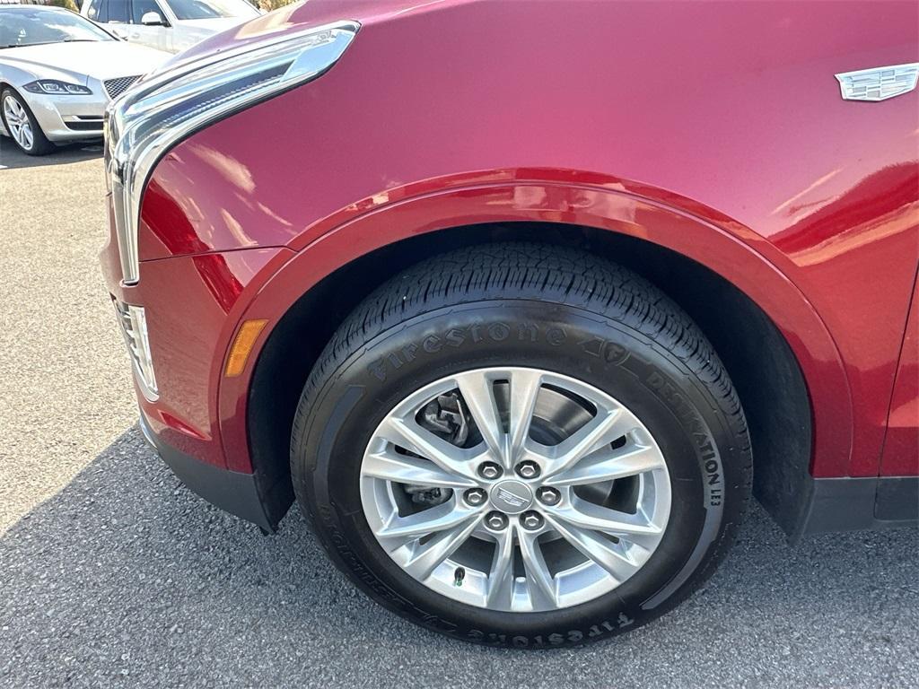 used 2022 Cadillac XT5 car, priced at $25,400