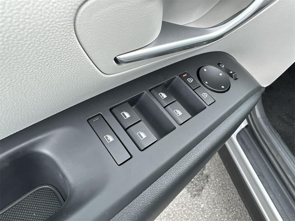 new 2025 Hyundai TUCSON Hybrid car, priced at $36,805