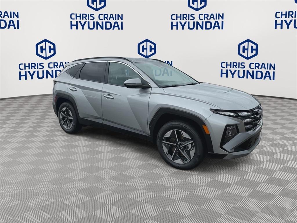 new 2025 Hyundai TUCSON Hybrid car, priced at $36,805