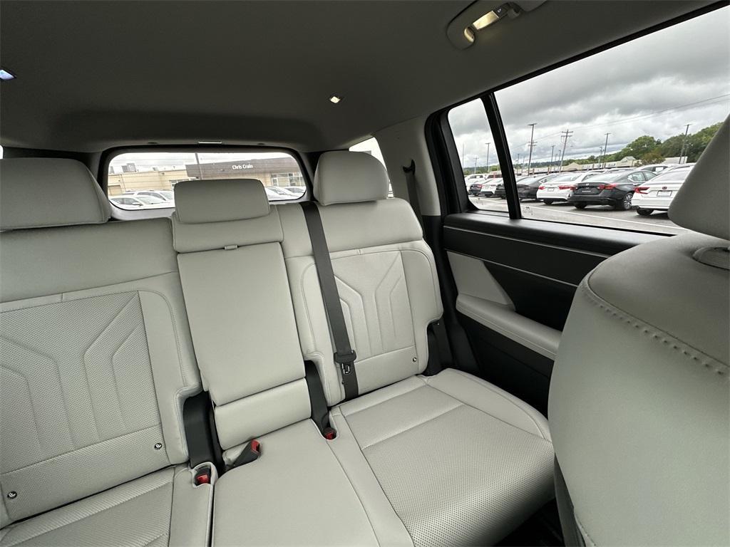 used 2025 Hyundai Santa Fe car, priced at $33,443