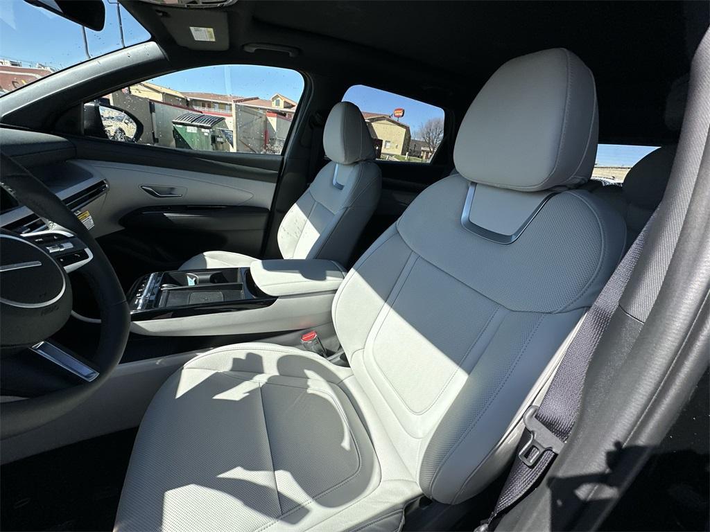 new 2025 Hyundai Tucson car, priced at $39,105