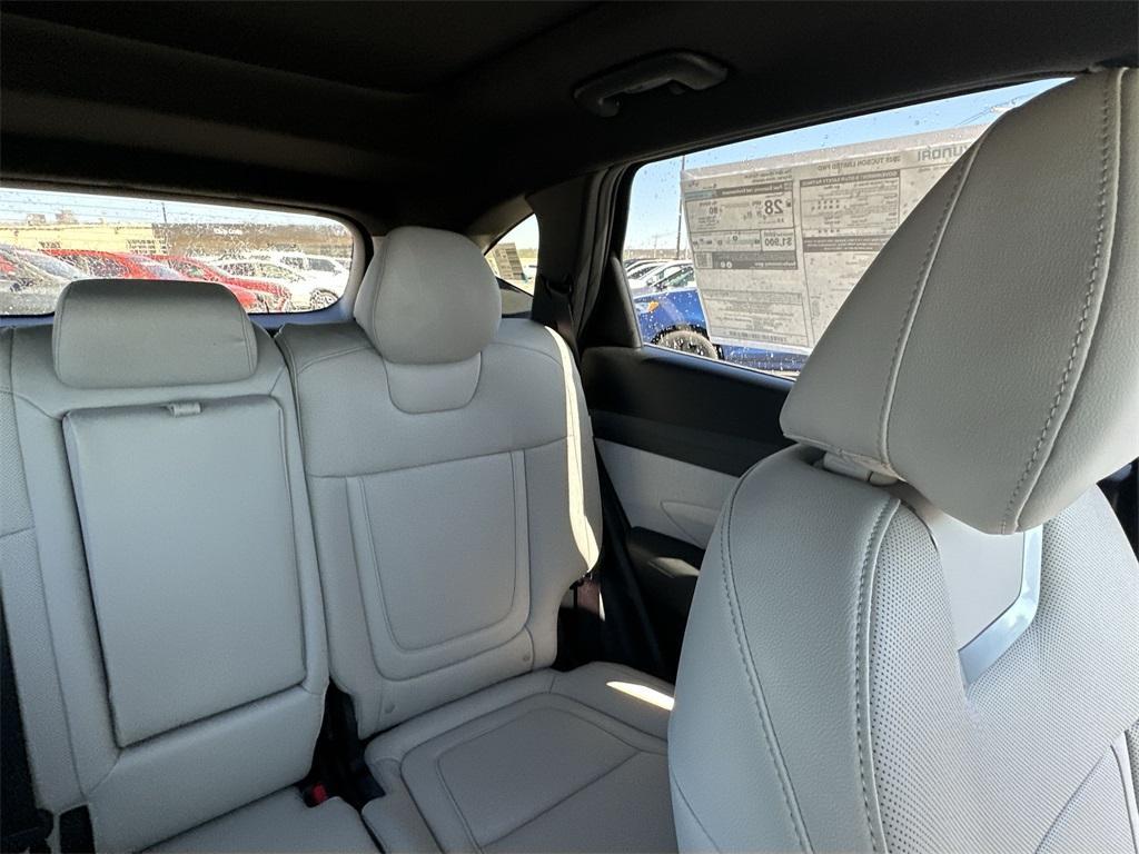 new 2025 Hyundai Tucson car, priced at $39,105