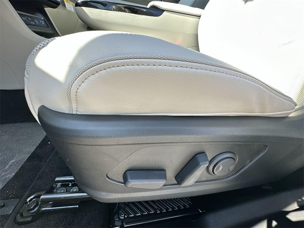 new 2025 Hyundai Tucson car, priced at $39,105
