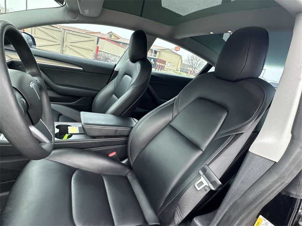 used 2022 Tesla Model 3 car, priced at $29,350