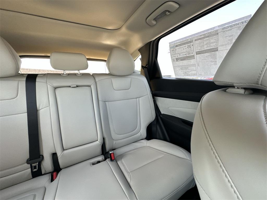 new 2025 Hyundai TUCSON Hybrid car, priced at $35,310
